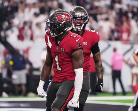 Last-Minute Mayfield Heroics Secures Thrilling Triumph Over Houston Texans